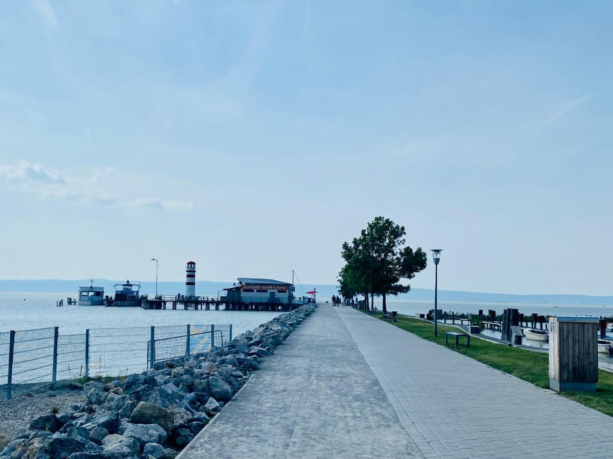 Martinshof Daire Podersdorf am See Dış mekan fotoğraf